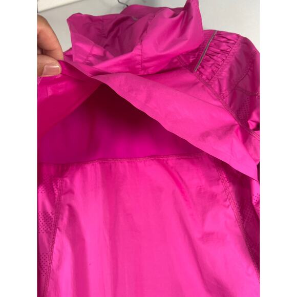 Lululemon Women's Pack & Go Pullover Wind Breaker in Paris Pink, Size: 6 - Picture 13 of 14